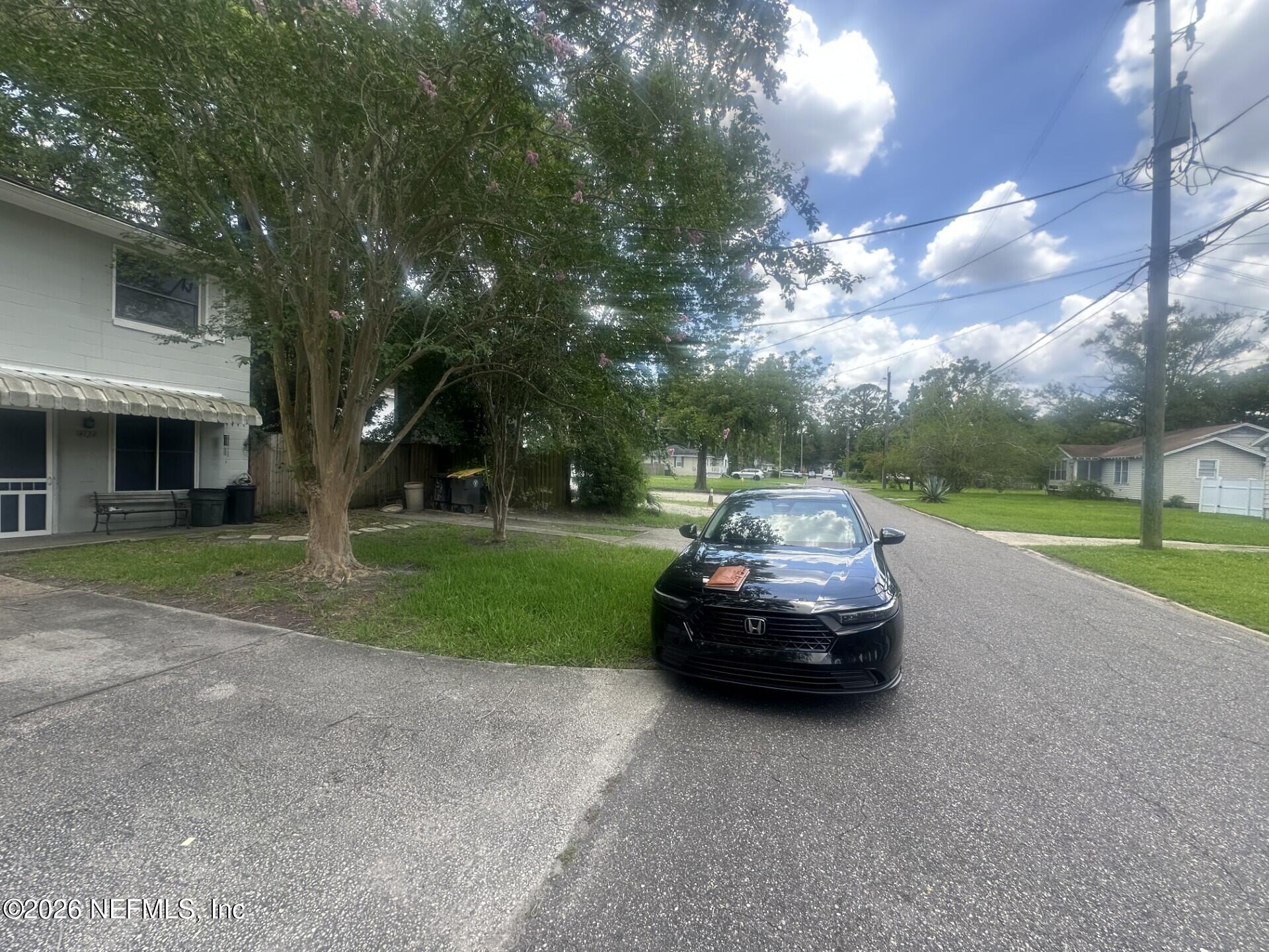 4122 QUINCY Street