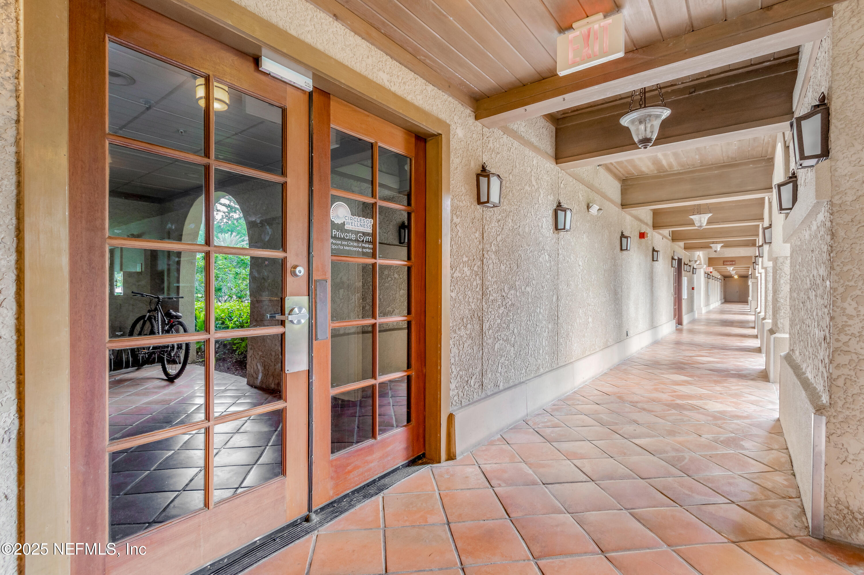 955 REGISTRY Boulevard 105
