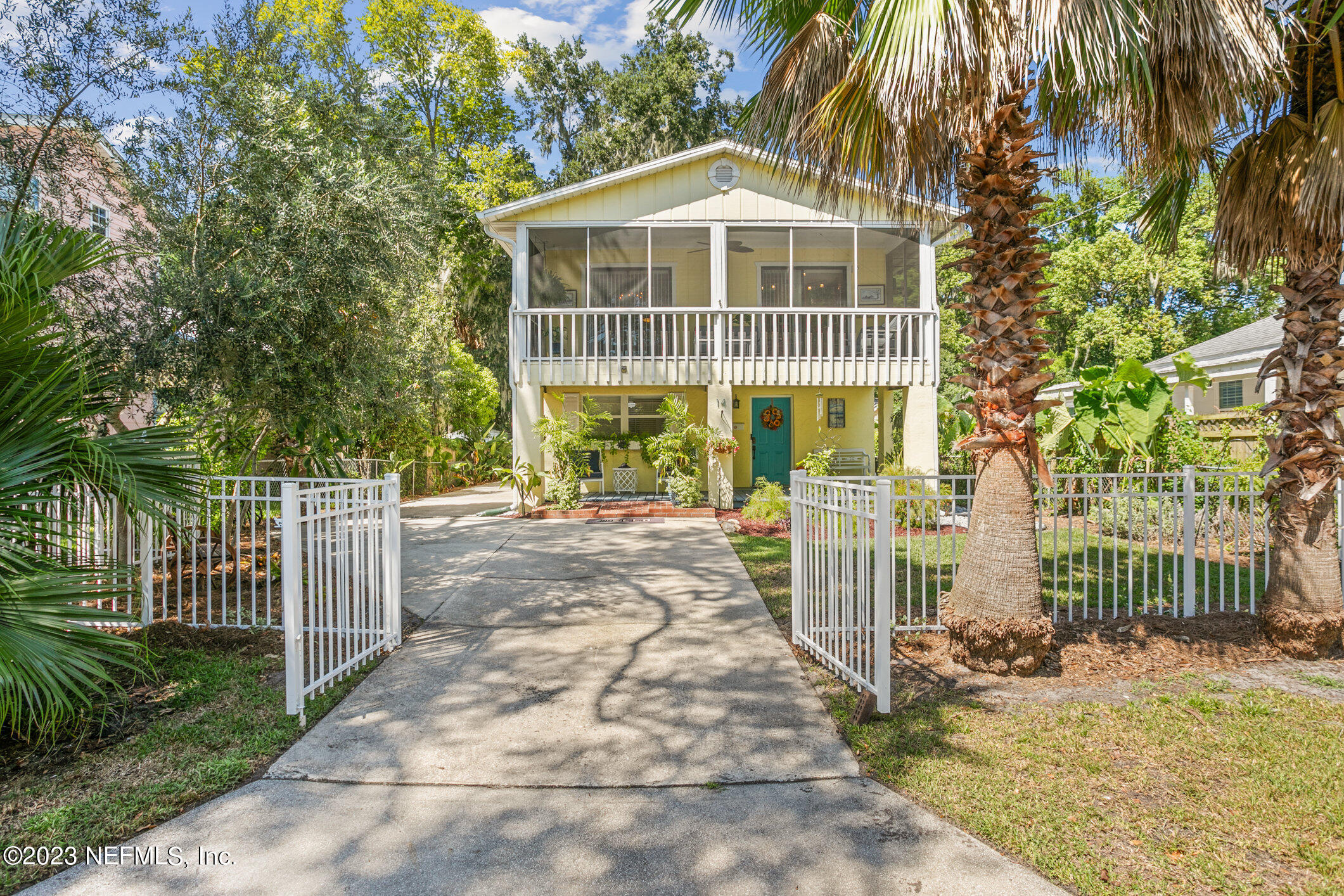 St Augustine, FL home for sale located at 14 Ballard Avenue, St Augustine, FL 32084