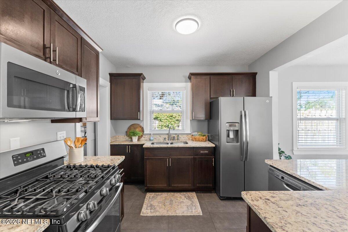 4450 MARQUETTE Avenue