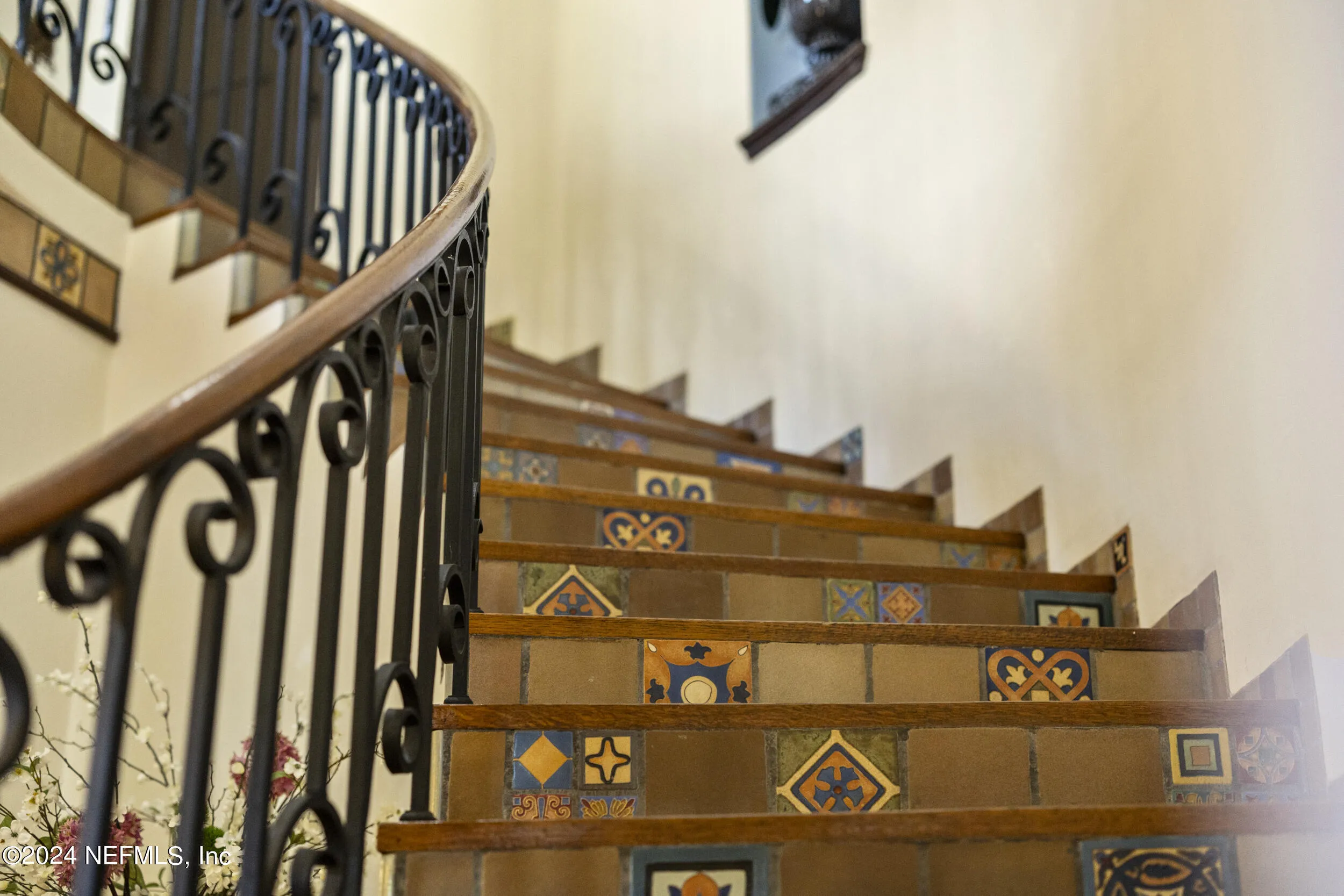 Jacksonville, Florida 32207, United States, 7 Bedrooms Bedrooms, ,6 BathroomsBathrooms,Residential,Pending,37715