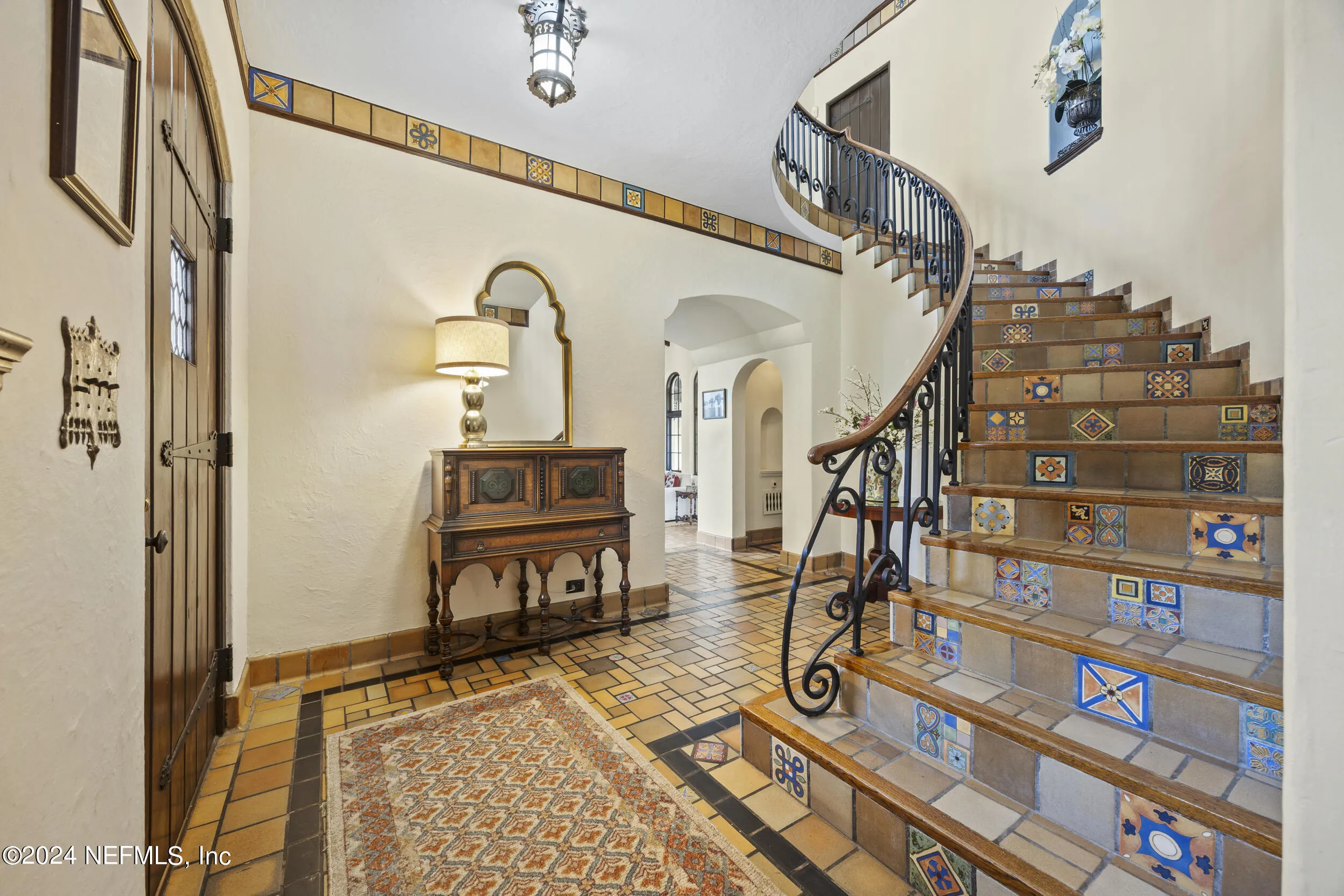 Jacksonville, Florida 32207, United States, 7 Bedrooms Bedrooms, ,6 BathroomsBathrooms,Residential,Pending,37715