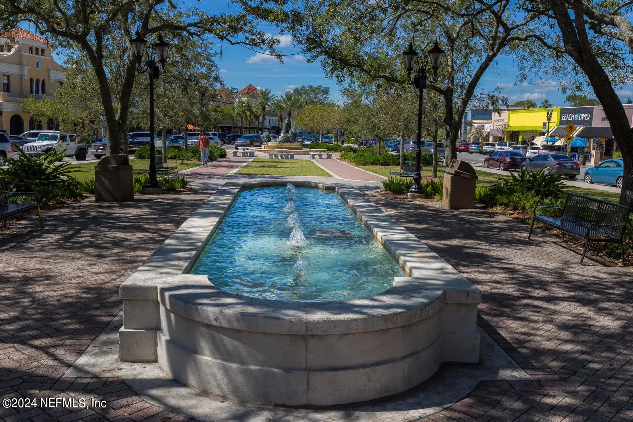 Jacksonville, Florida 32207, United States, 7 Bedrooms Bedrooms, ,6 BathroomsBathrooms,Residential,Pending,37715