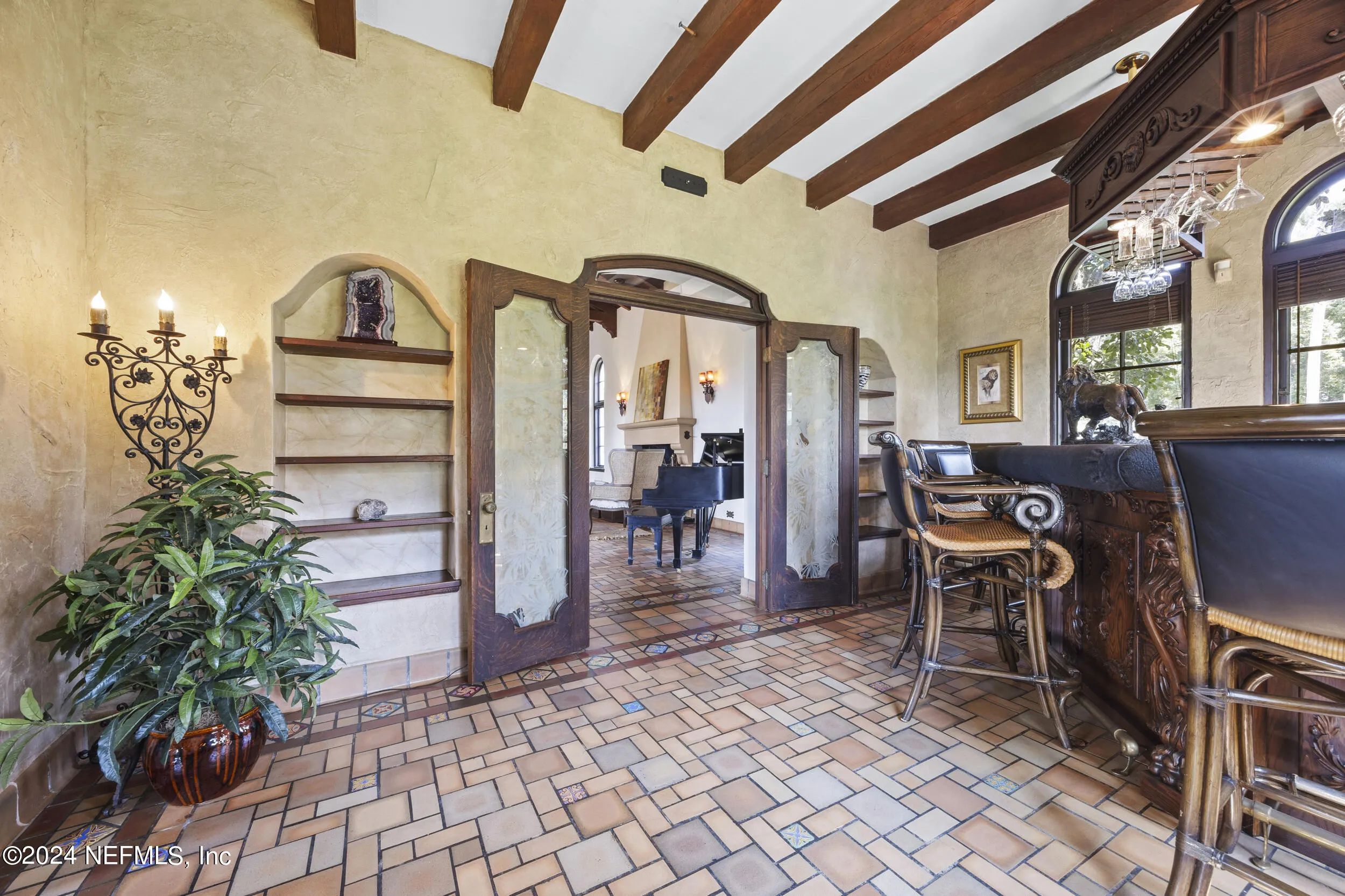 Jacksonville, Florida 32207, United States, 7 Bedrooms Bedrooms, ,6 BathroomsBathrooms,Residential,Pending,37715