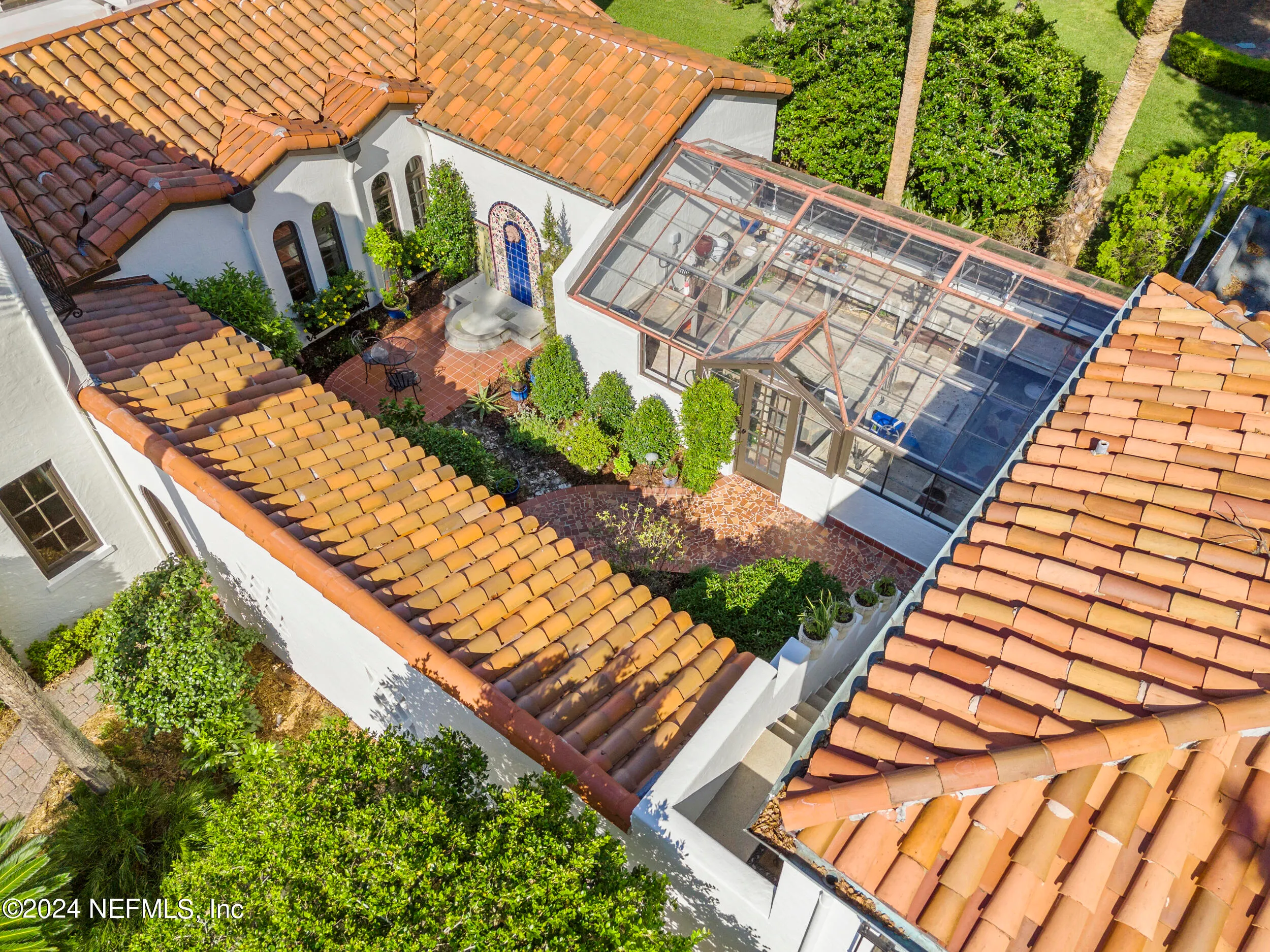 Jacksonville, Florida 32207, United States, 7 Bedrooms Bedrooms, ,6 BathroomsBathrooms,Residential,Pending,37715