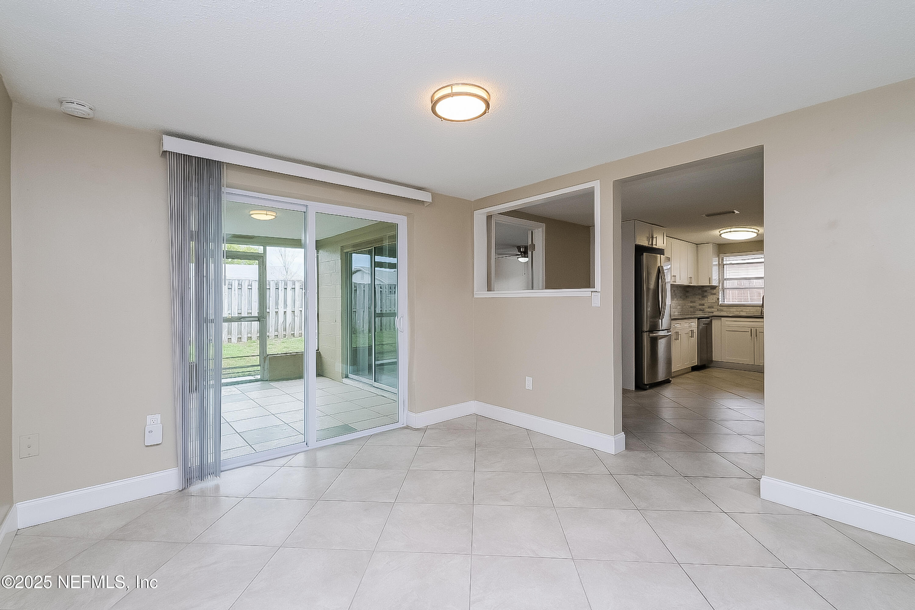 7405 OAKSHIRE Drive