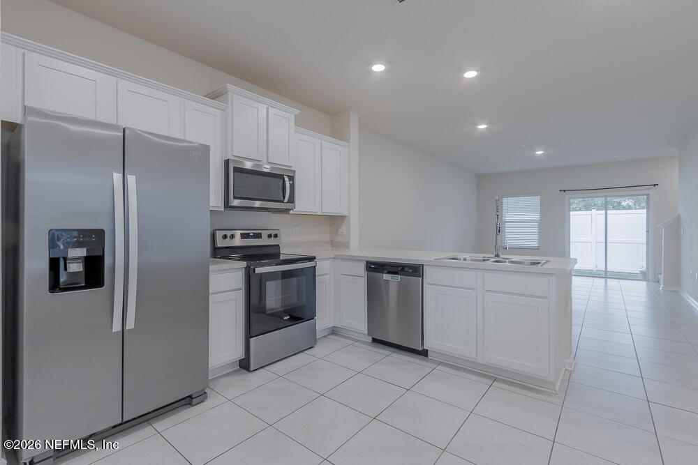 983 OBSERVATORY Parkway