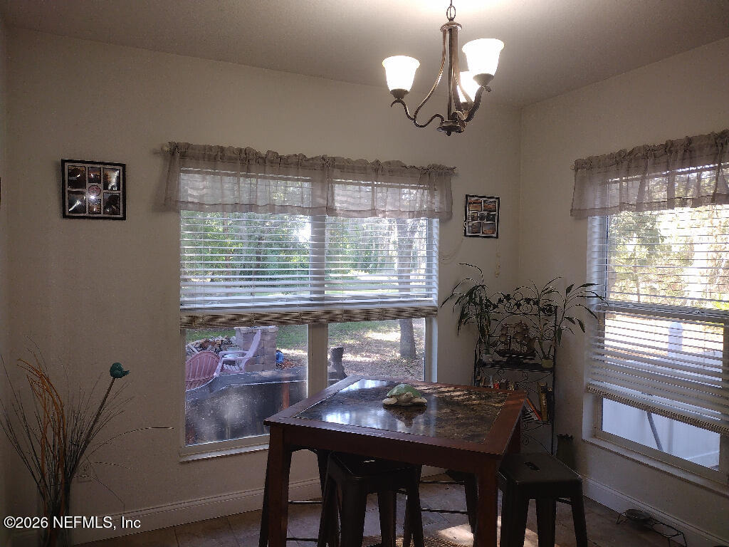 486 LAKESHORE Drive