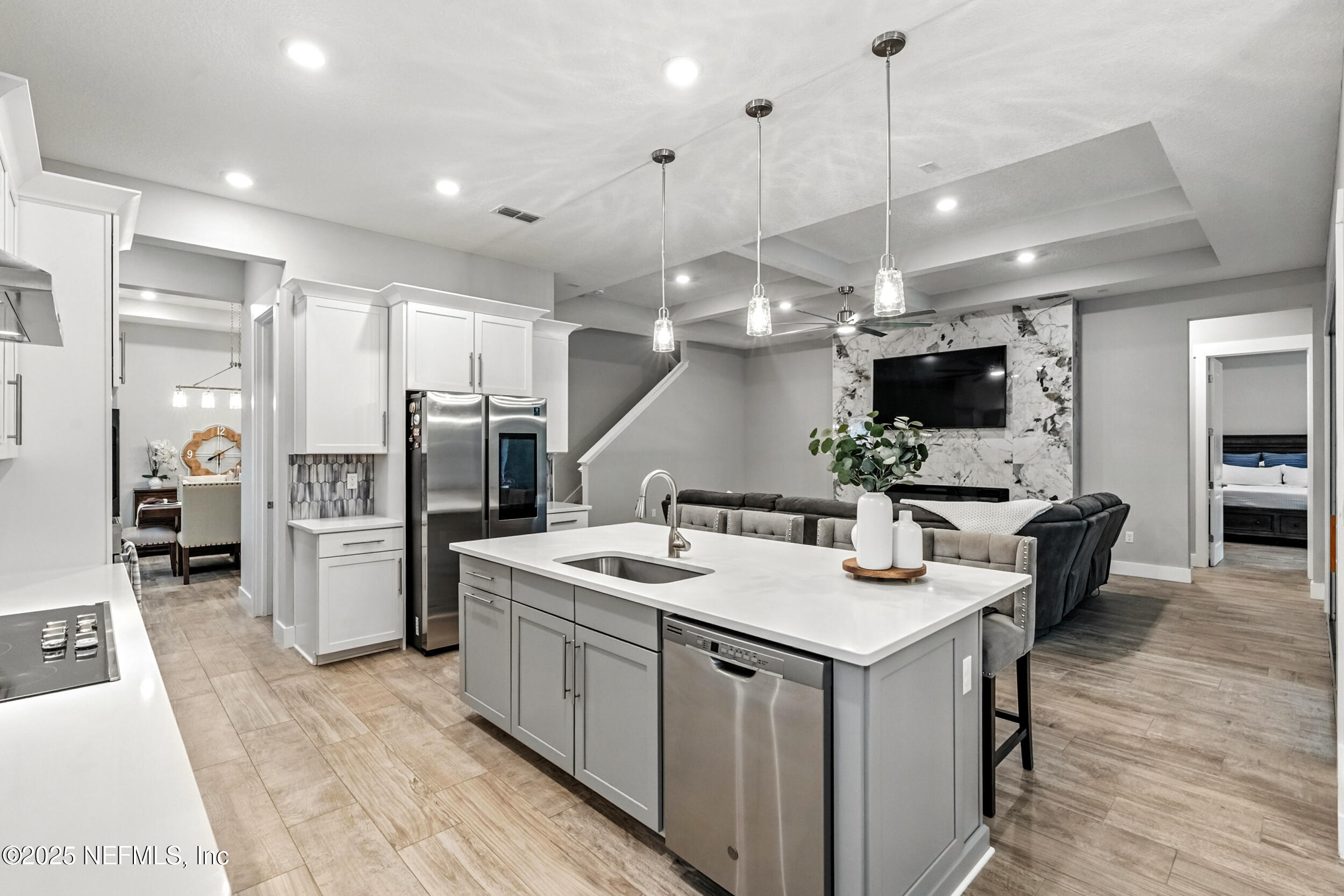 2867 ORANGE PICKER Road