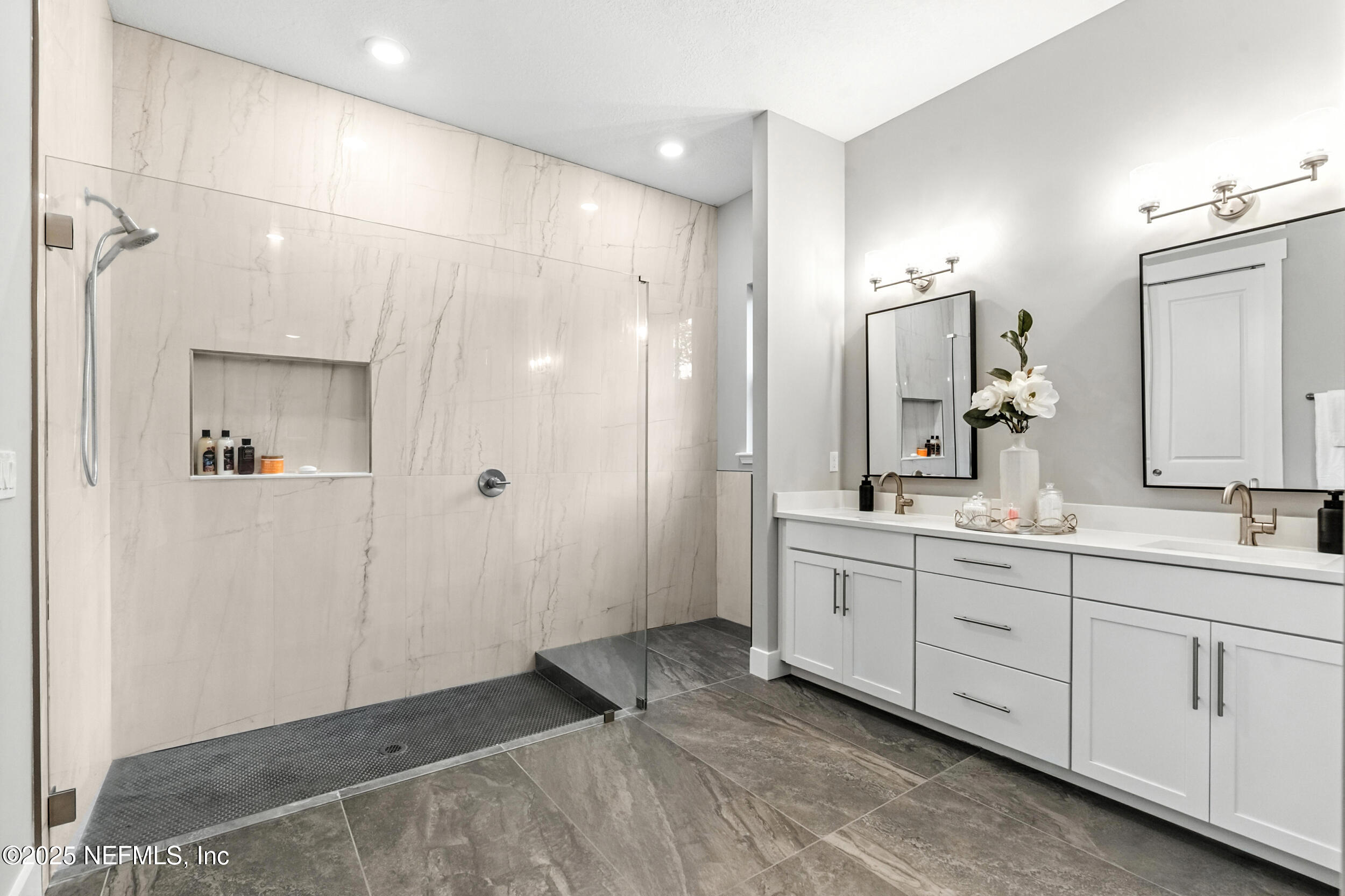 2867 ORANGE PICKER Road