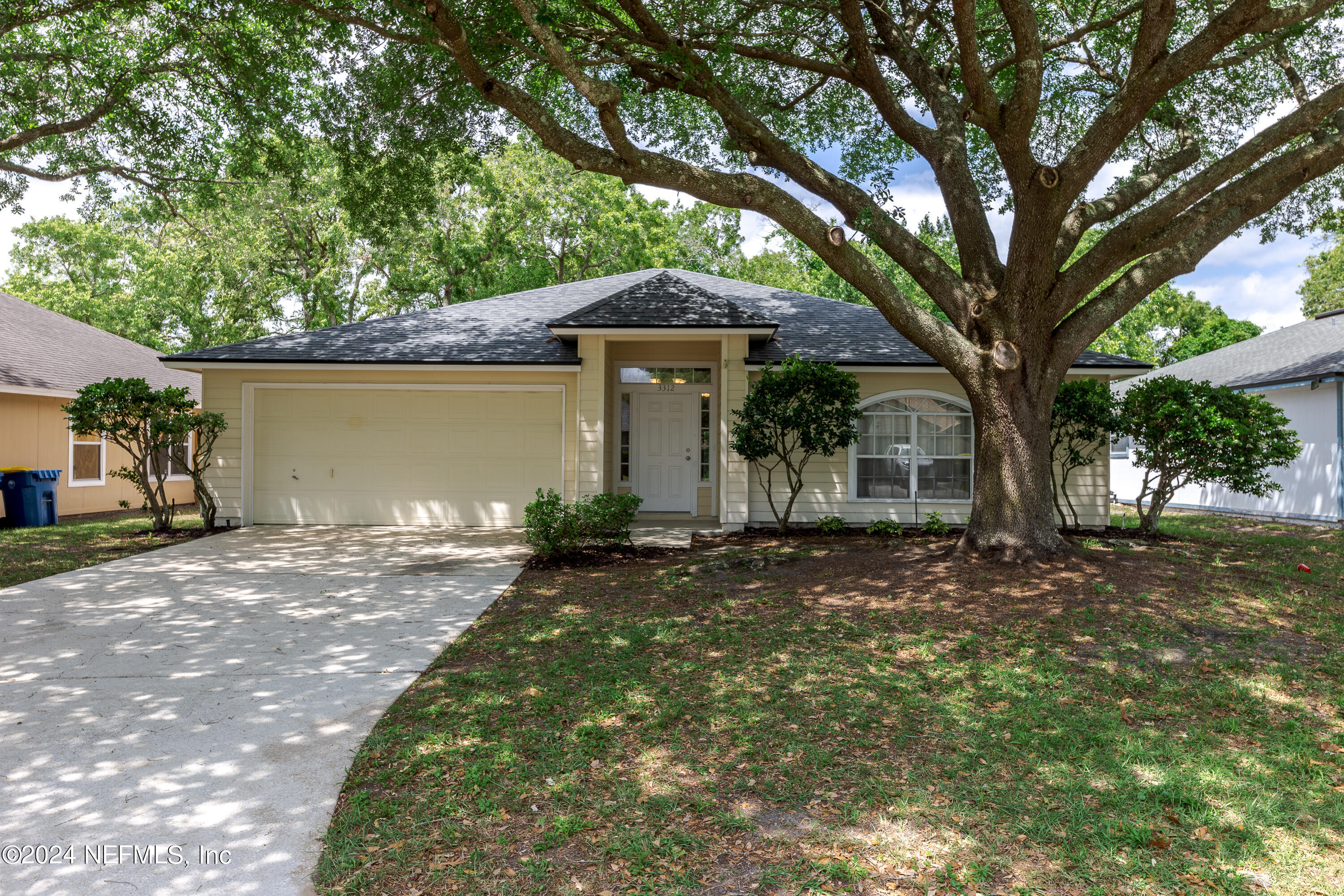 Jacksonville, FL home for sale located at 3312 Cancun Drive E, Jacksonville, FL 32225
