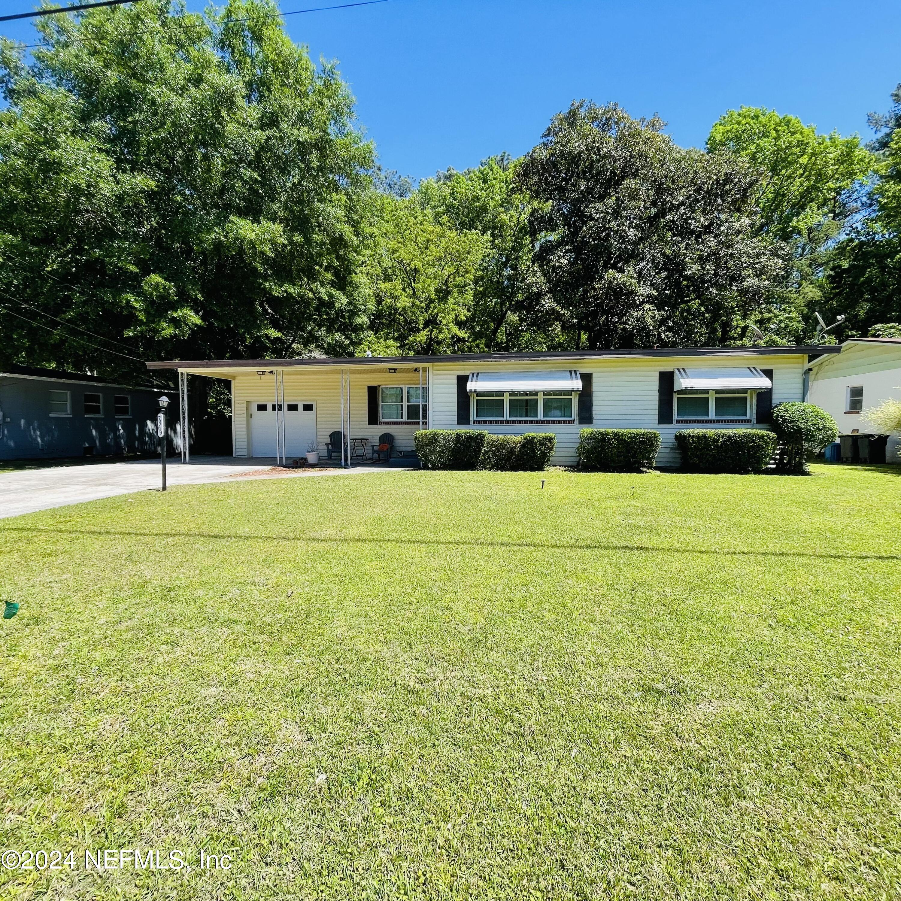 Jacksonville, FL home for sale located at 7469 Greenway Drive, Jacksonville, FL 32244