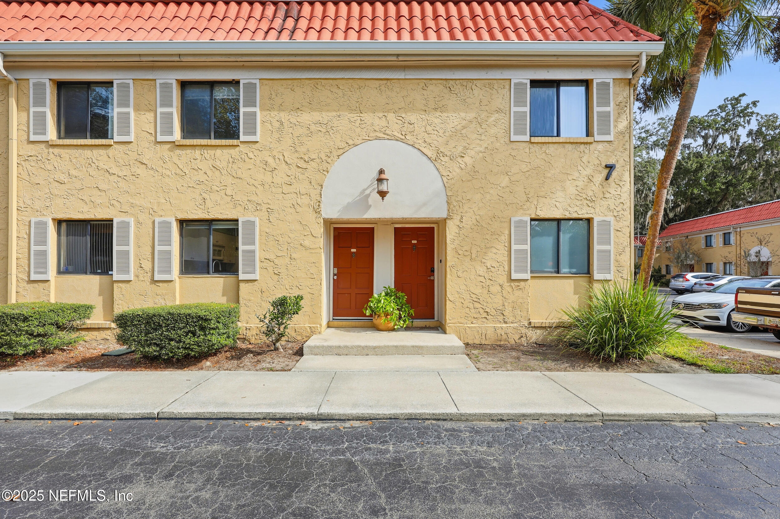 5811 ATLANTIC Boulevard 229