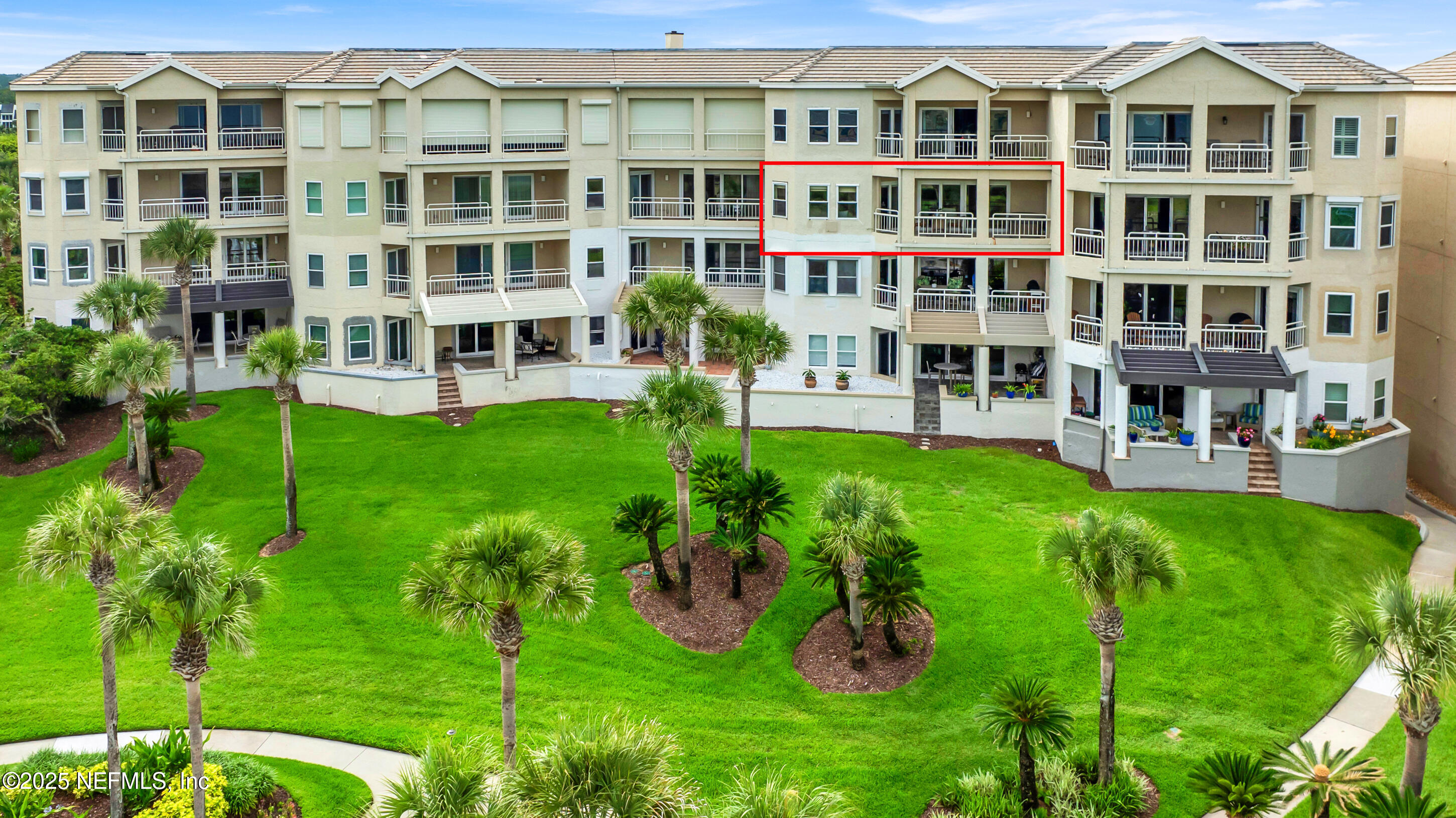 949 SPINNAKERS REACH Drive