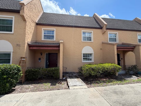 Photo of 415 ABINGDON Place #88, Jacksonville, FL 32225 (MLS # 2156869)
