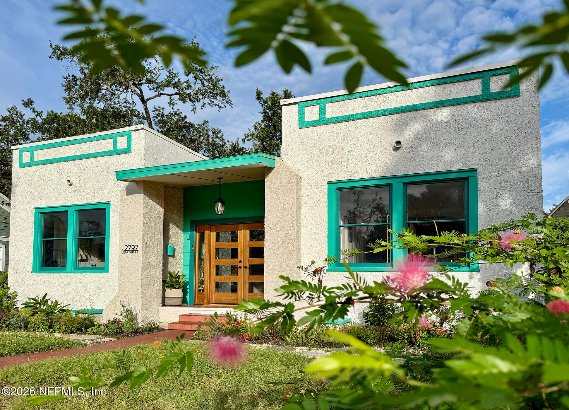 2797 LYDIA Street