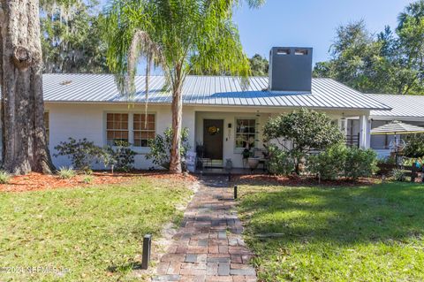 A home in Palatka