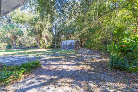 A home in Palatka