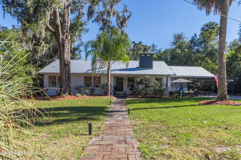 A home in Palatka