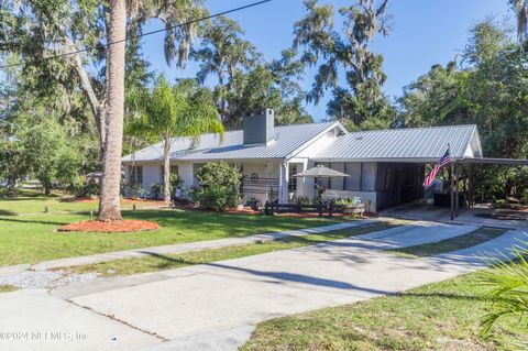 A home in Palatka