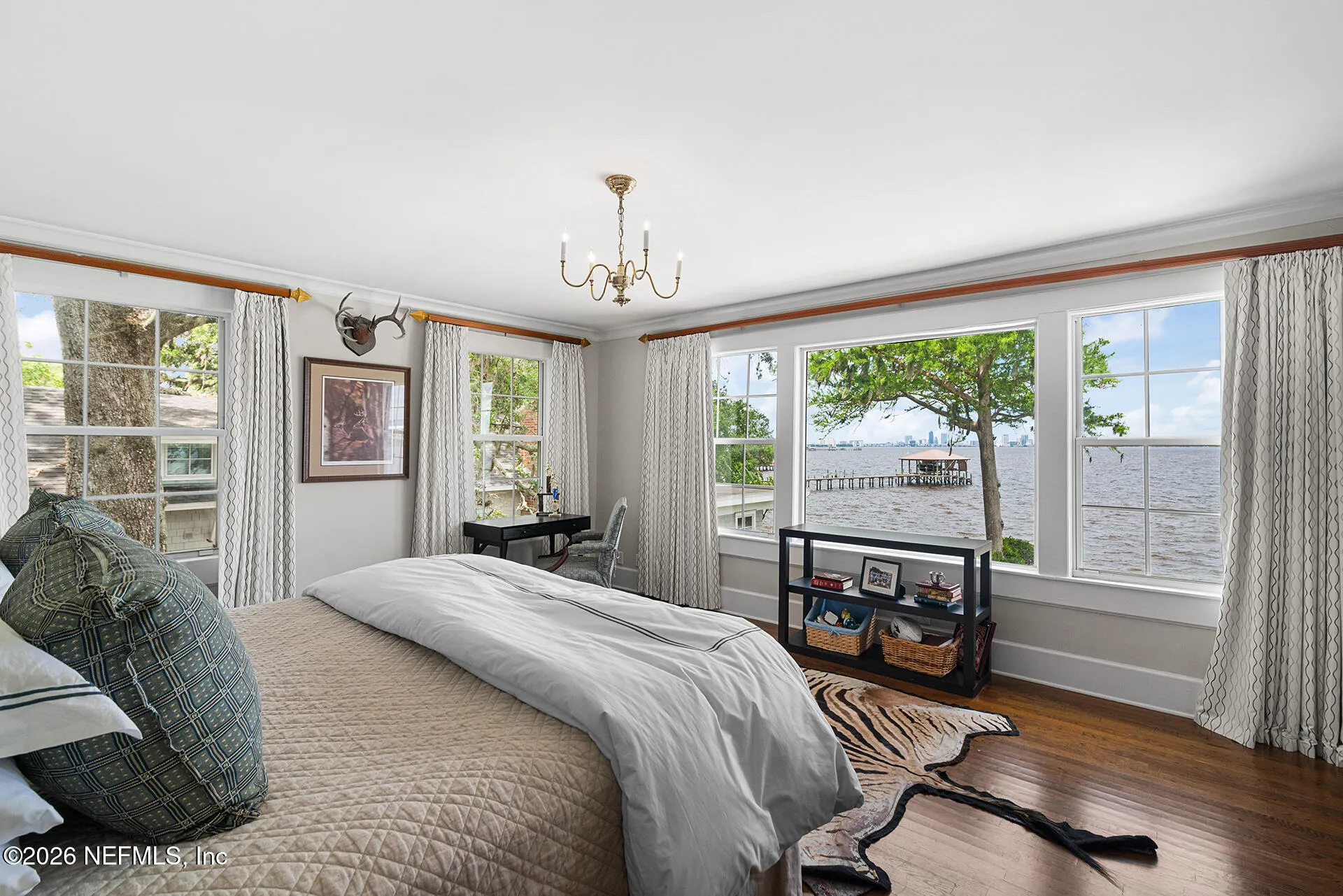 Perched along prestigious Ortega Boulevard, this stunning, gorgeous wh – image 22
