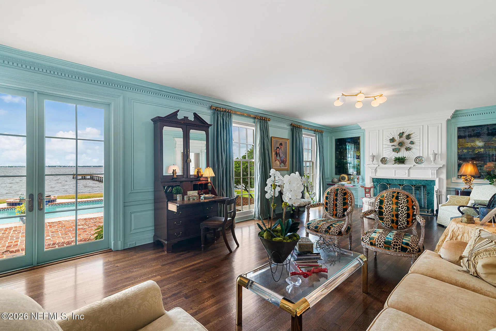 Perched along prestigious Ortega Boulevard, this stunning, gorgeous wh – image 8