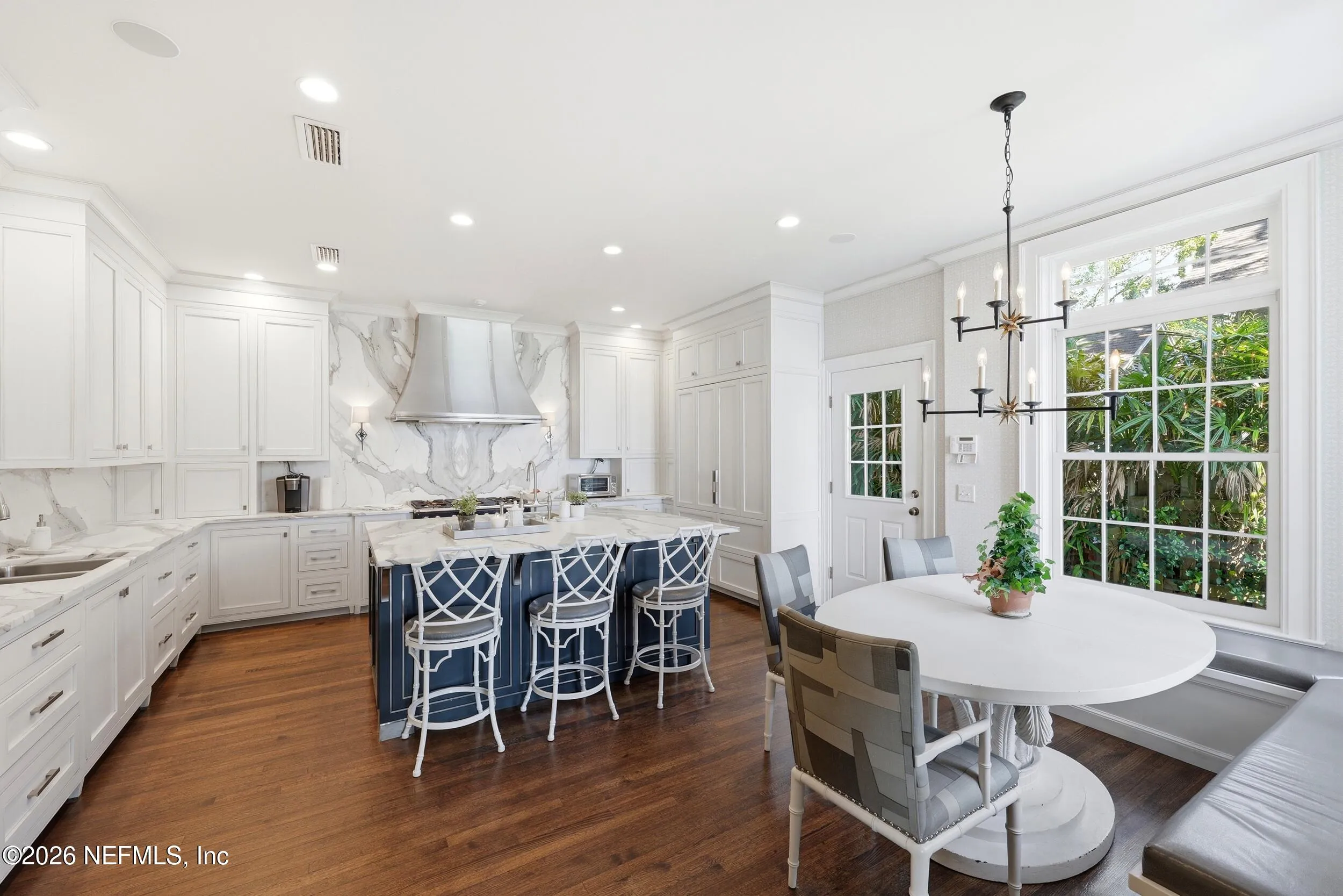 Perched along prestigious Ortega Boulevard, this stunning, gorgeous wh – image 36