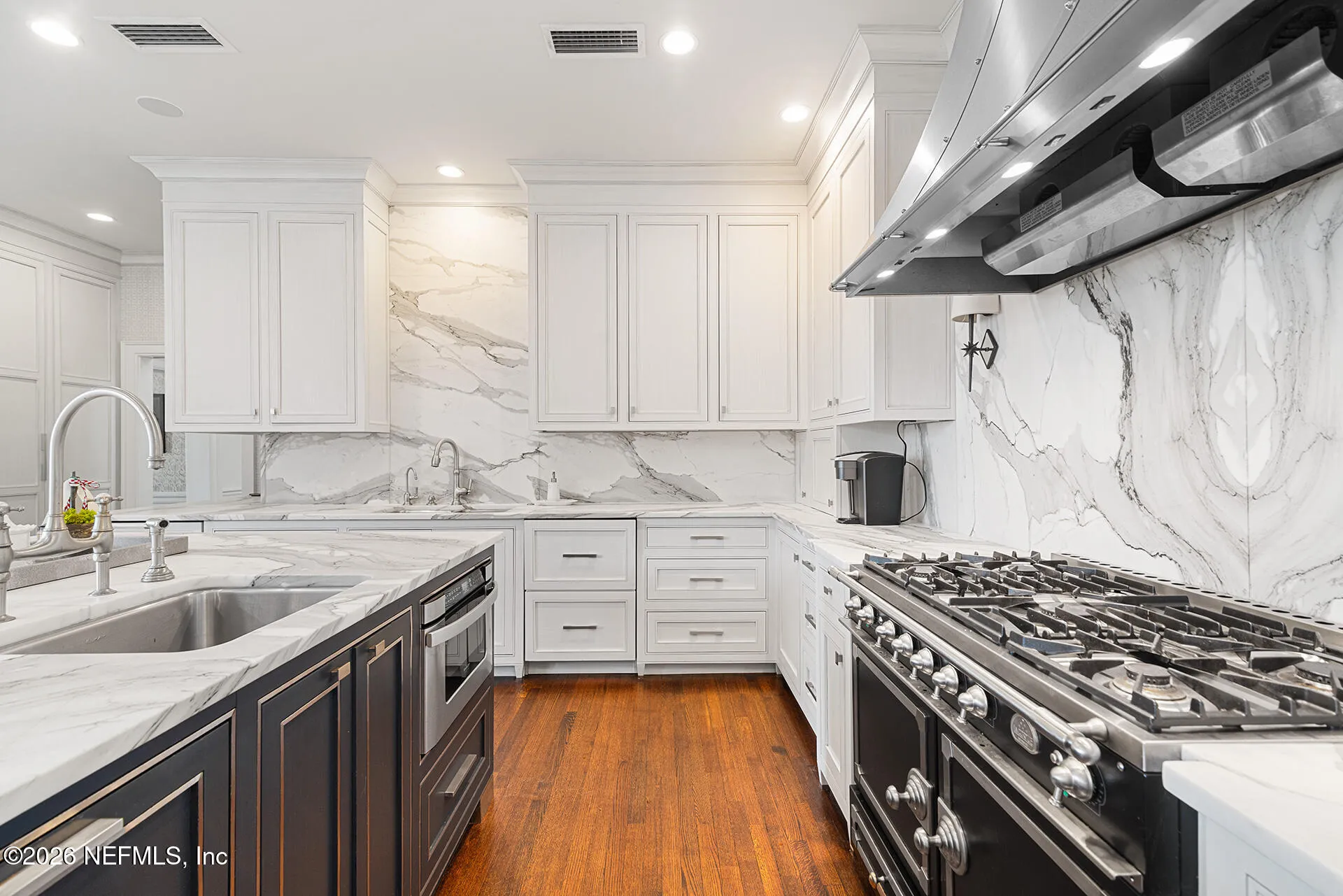 Perched along prestigious Ortega Boulevard, this stunning, gorgeous wh – image 11