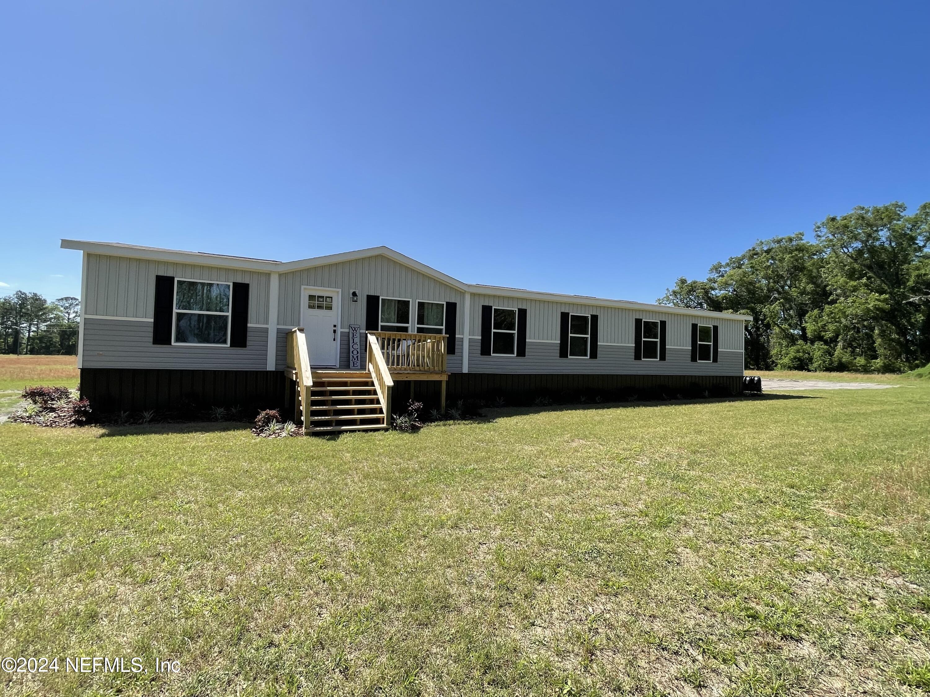 Brooker, FL home for sale located at SW 194th Avenue, Brooker, FL 32622