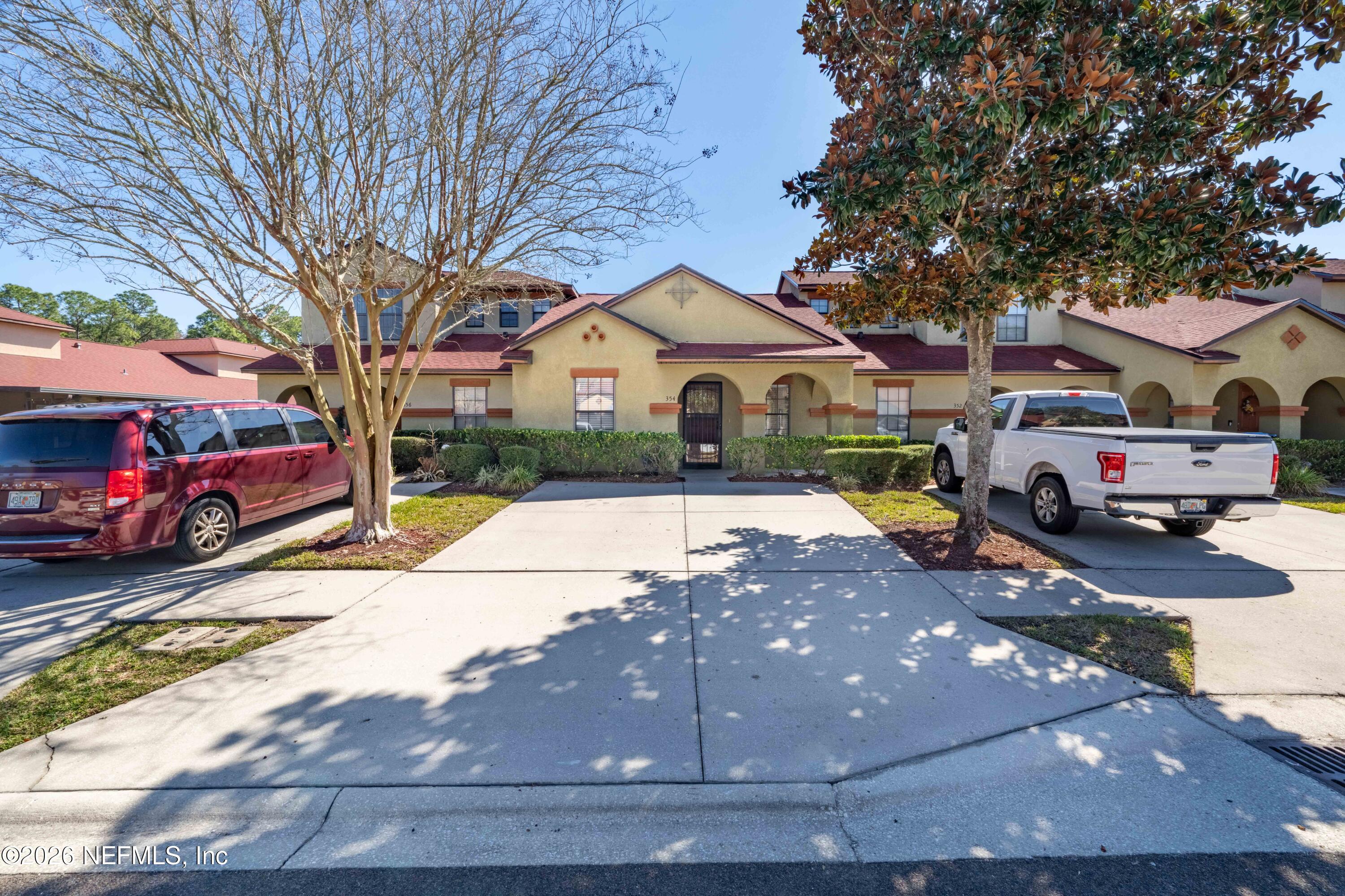 354 REDWOOD Lane