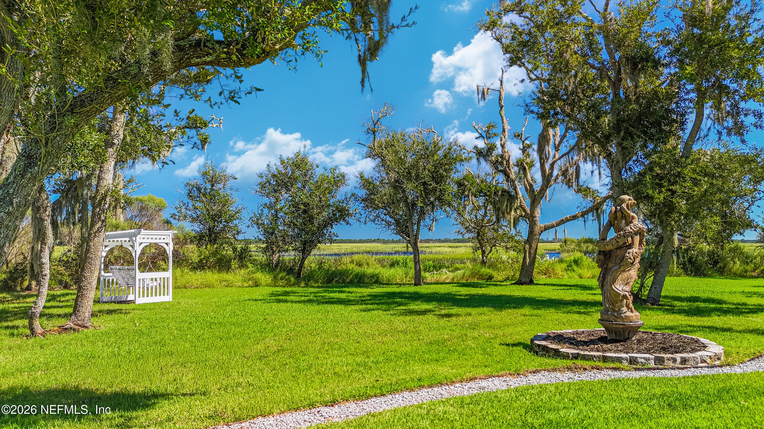 15 RIO DEL NORTE Road