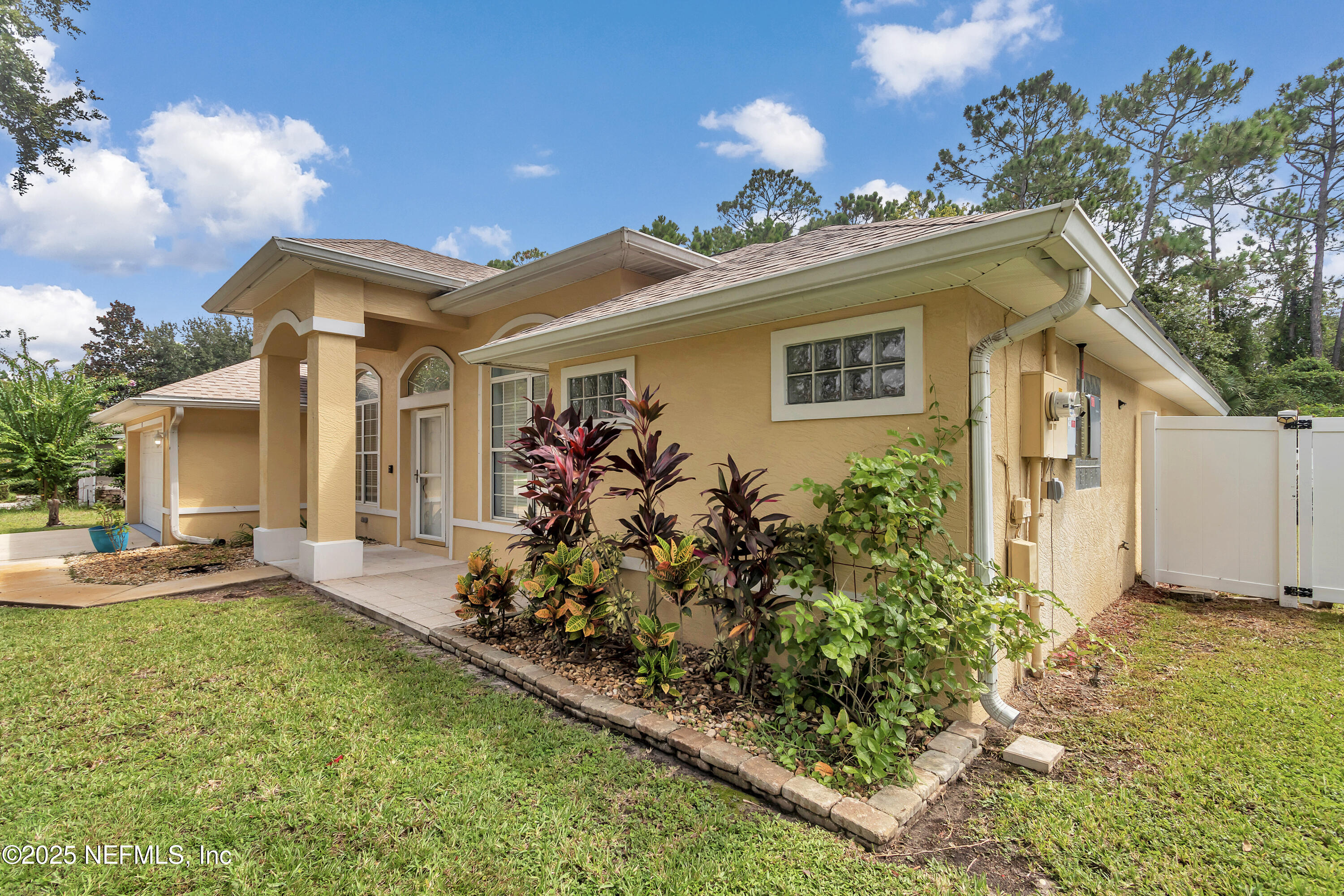 57 CHRYSANTHEMUM Drive