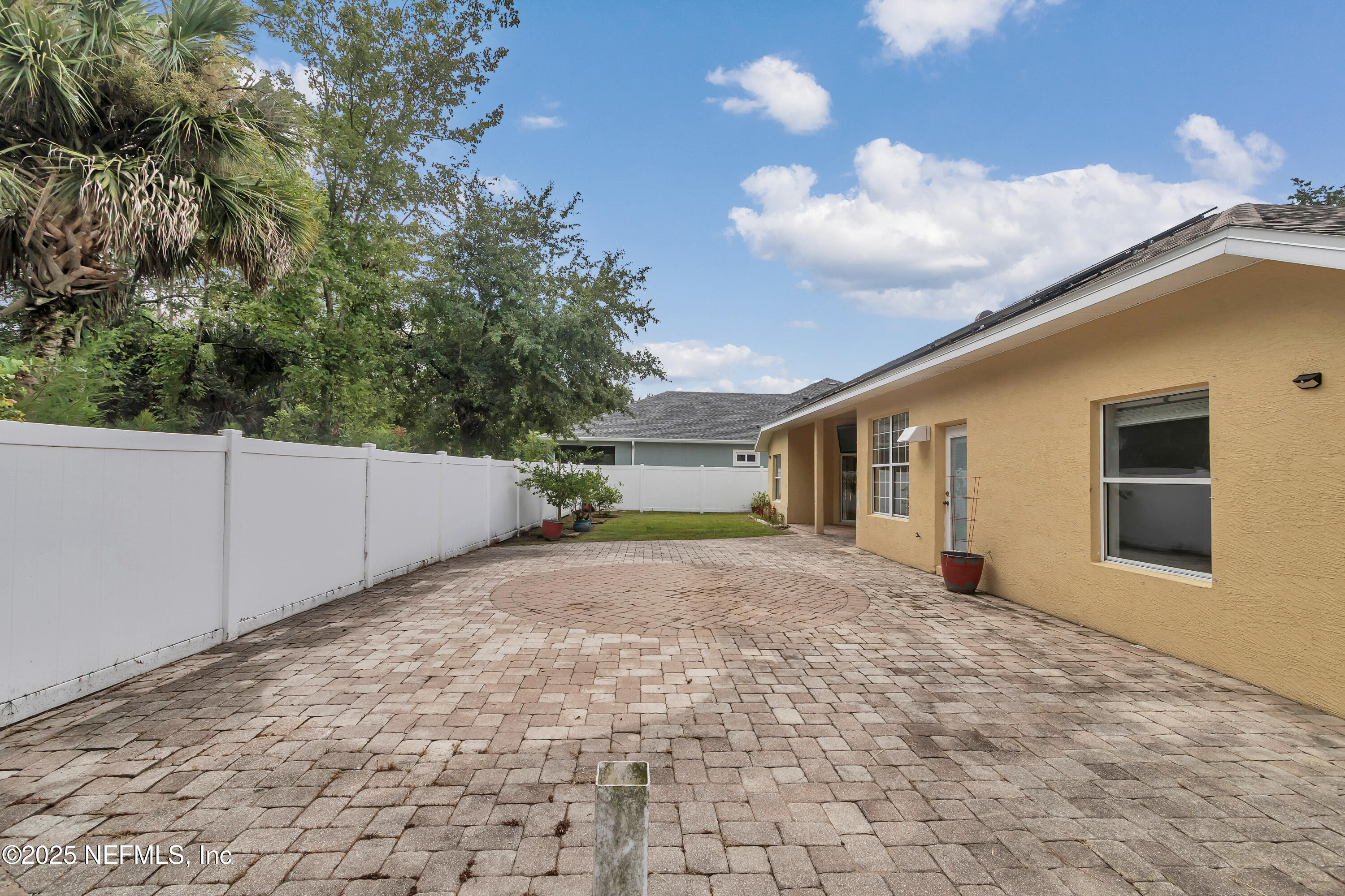 57 CHRYSANTHEMUM Drive