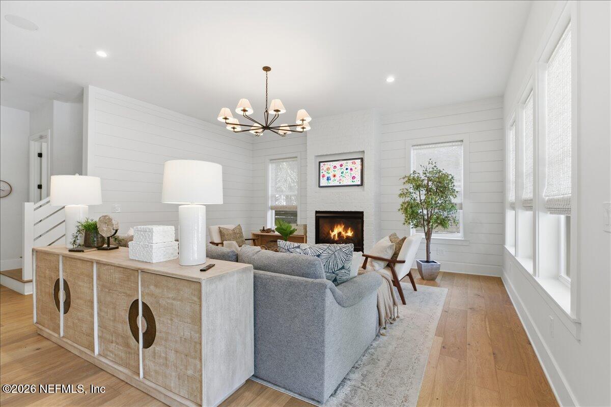 370 8TH Street
