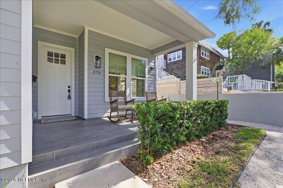 370 8TH Street