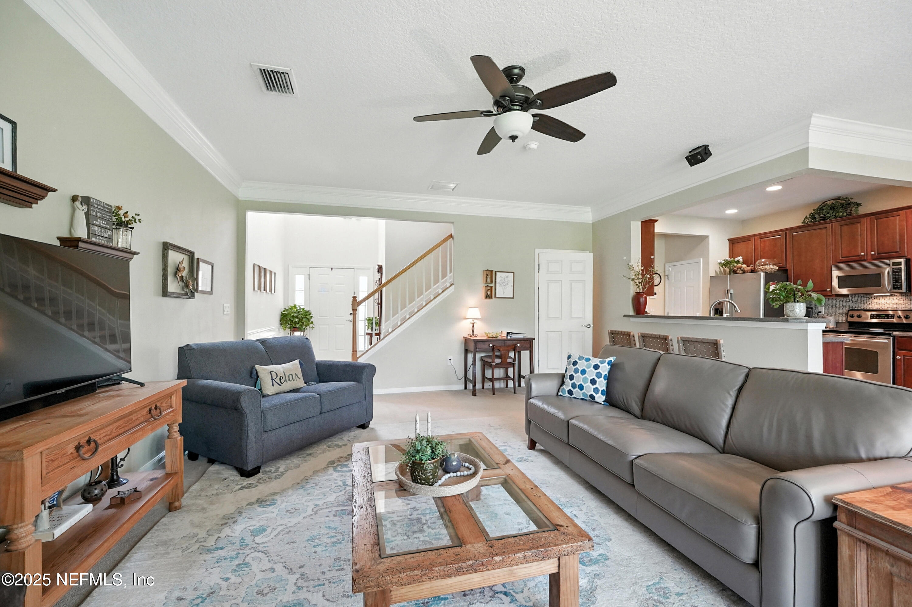 6387 AUTUMN BERRY Circle