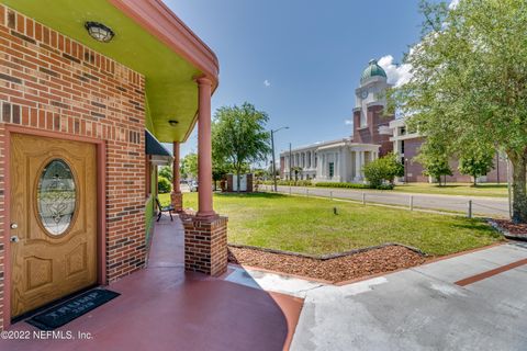 914 N ORANGE Avenue Green Cove Springs FL 32043