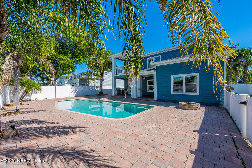 Neptune Beach, FL home for sale located at 428 Davis Street, Neptune Beach, FL 32266
