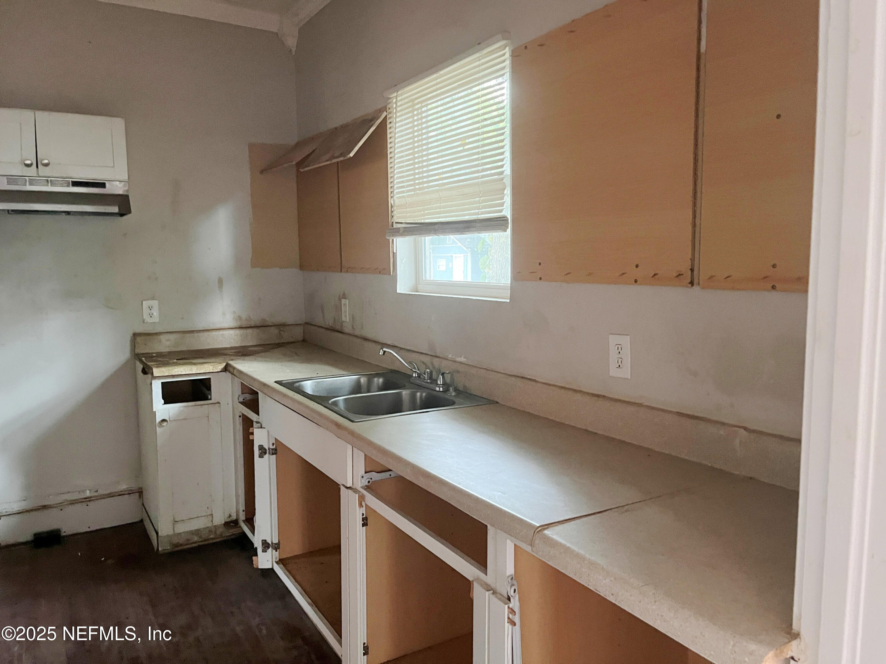 2771 SUNNYSIDE Street