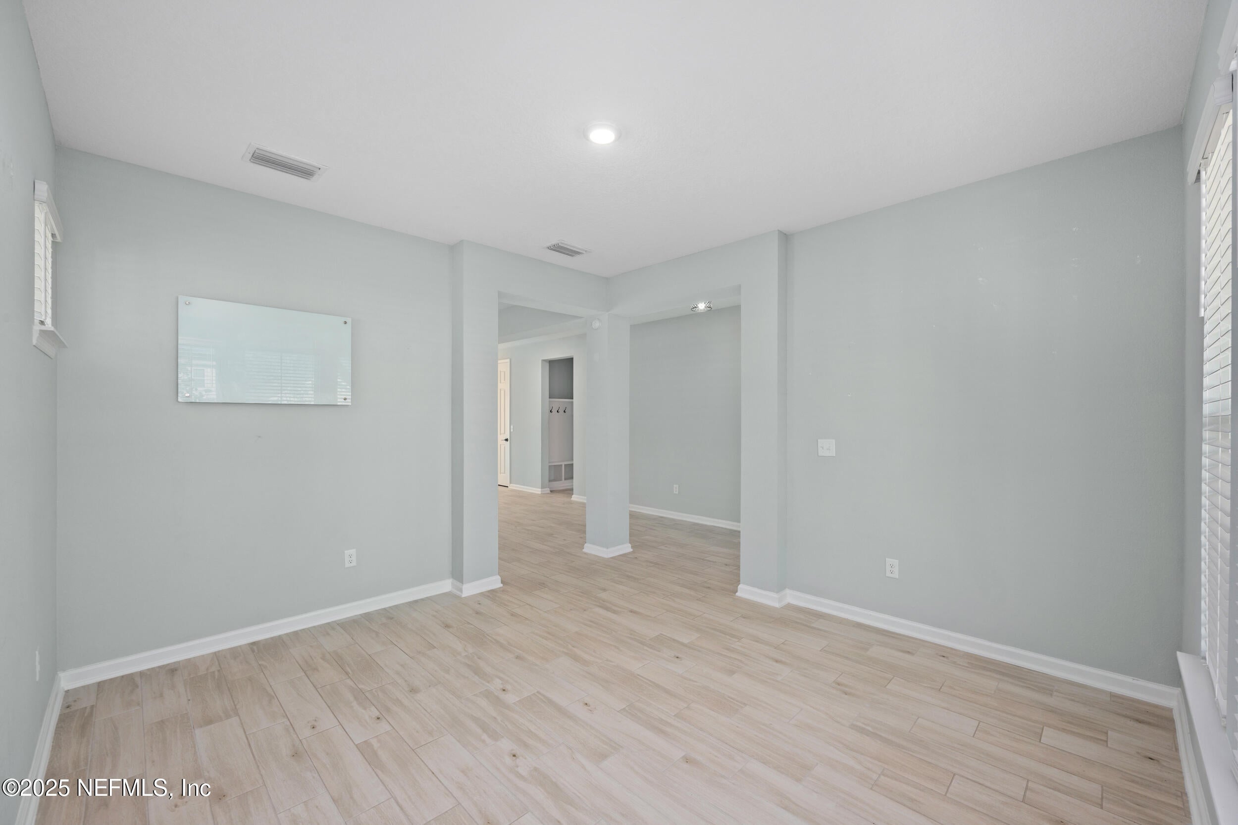 812 WINDLEY Drive