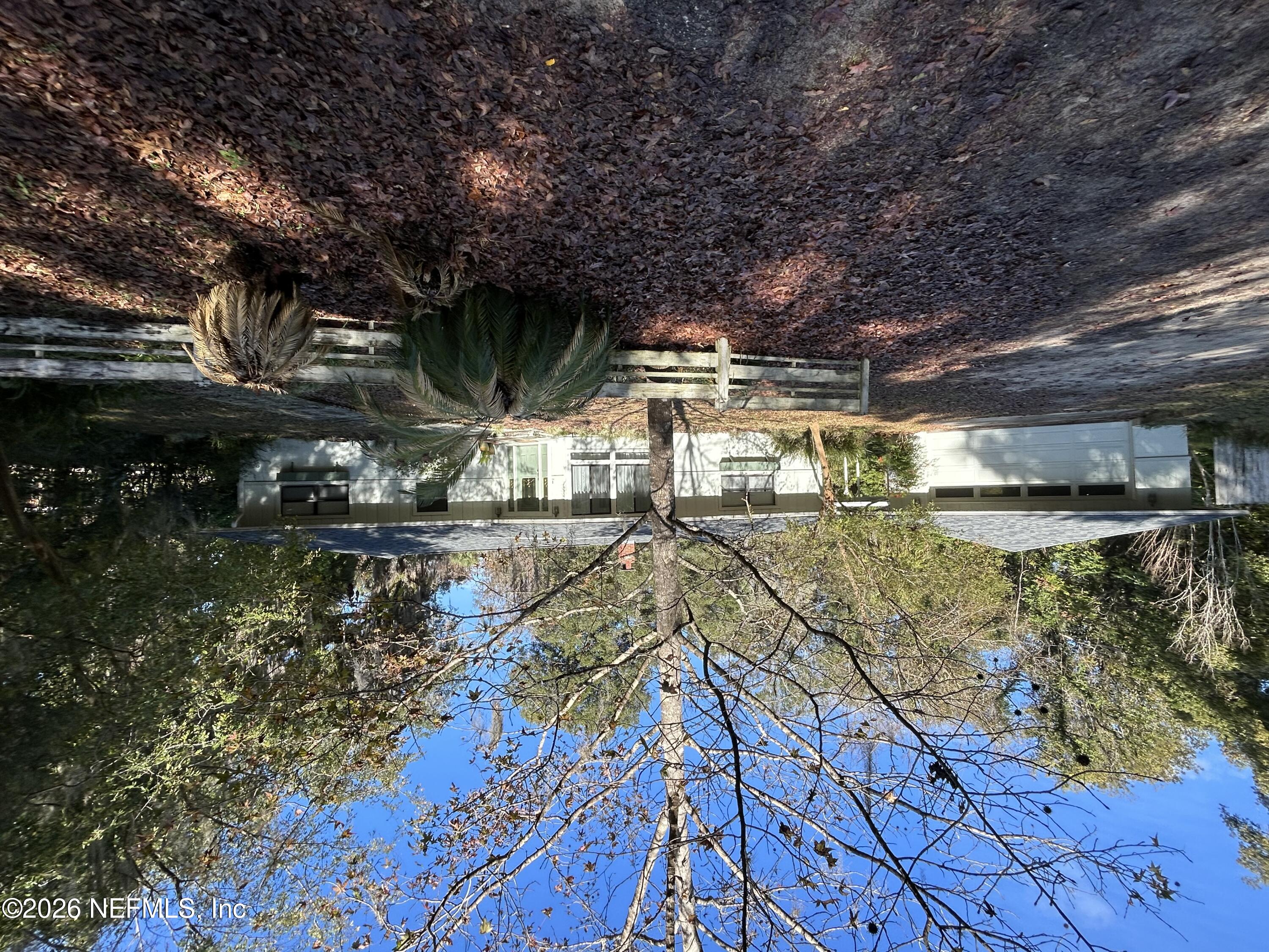 Block home w/lake access