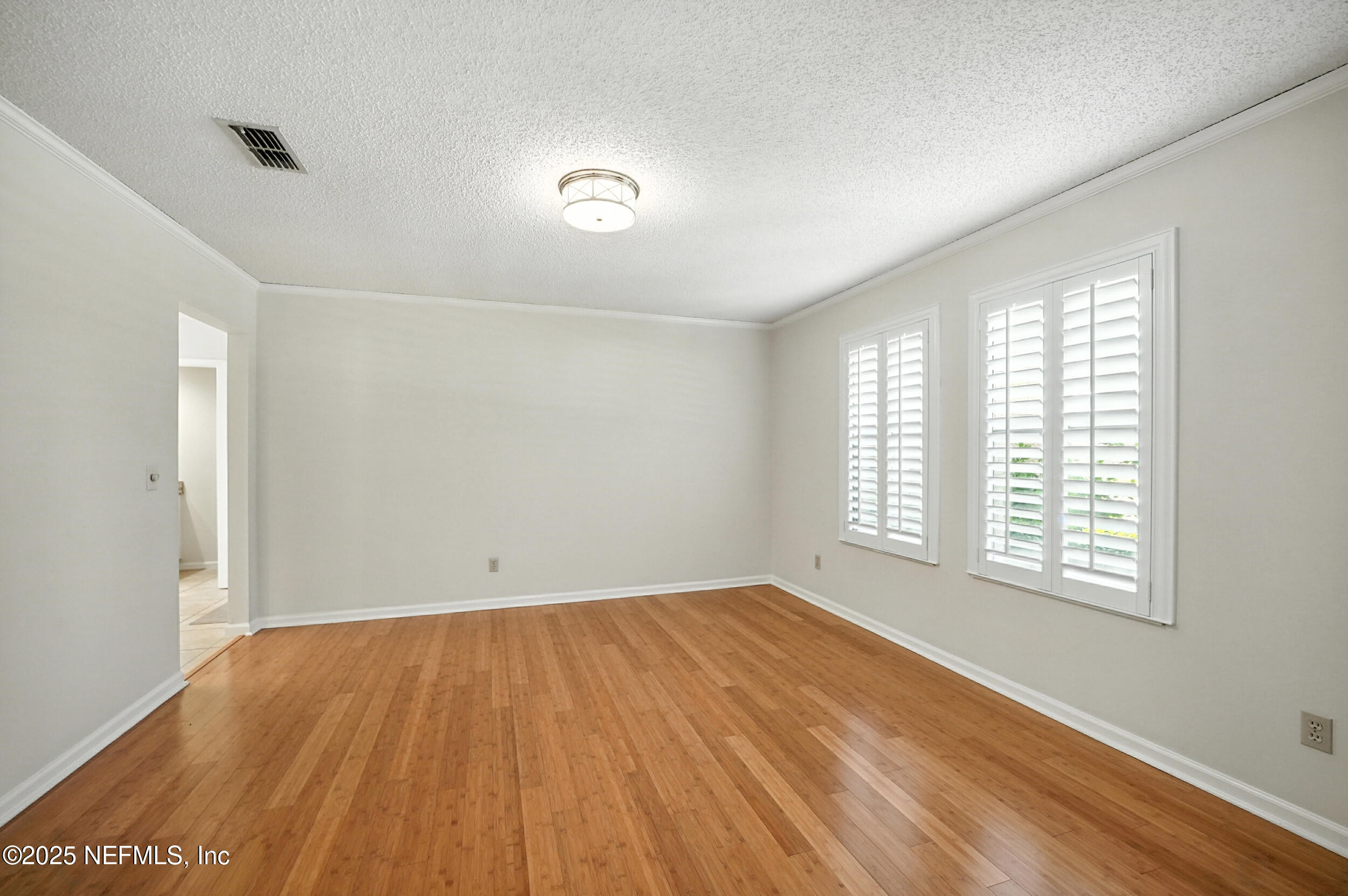 4531 BARRINGTON OAKS Drive