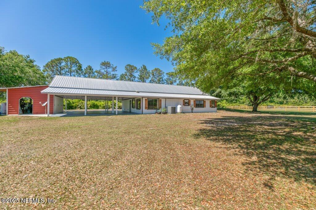 641 E STATE ROAD 100