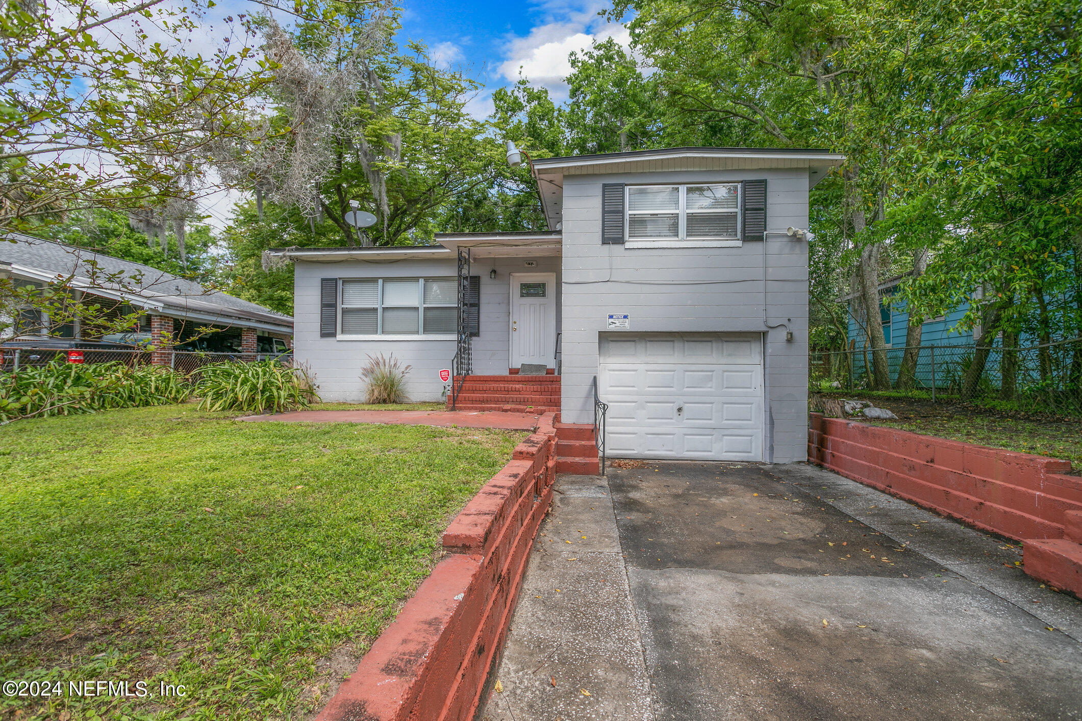 Jacksonville, FL home for sale located at 437 W 62nd Street, Jacksonville, FL 32208