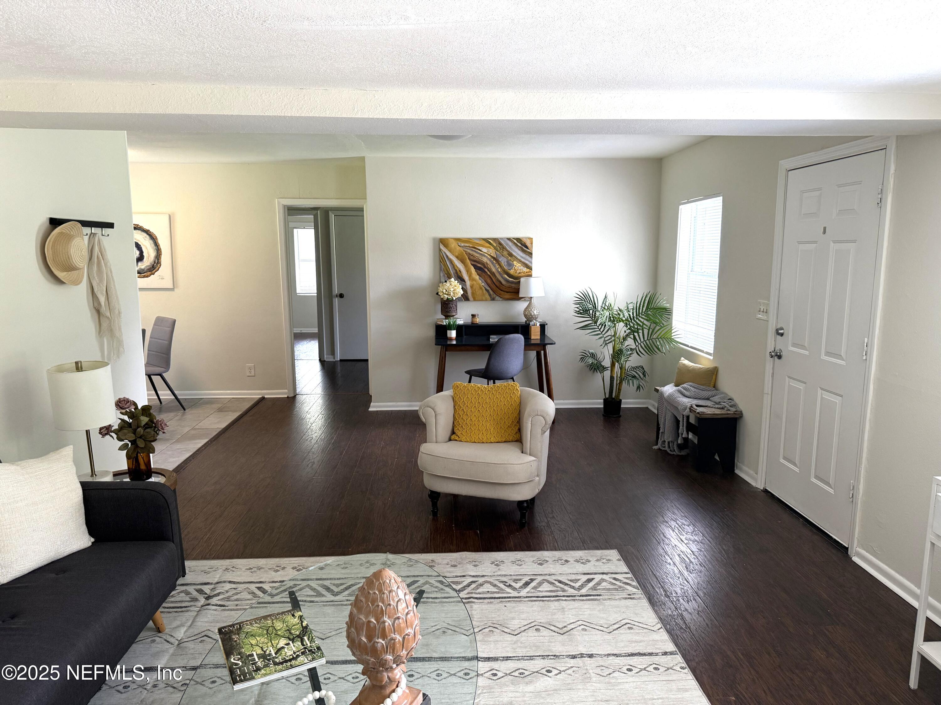 4023 SKYCREST Drive