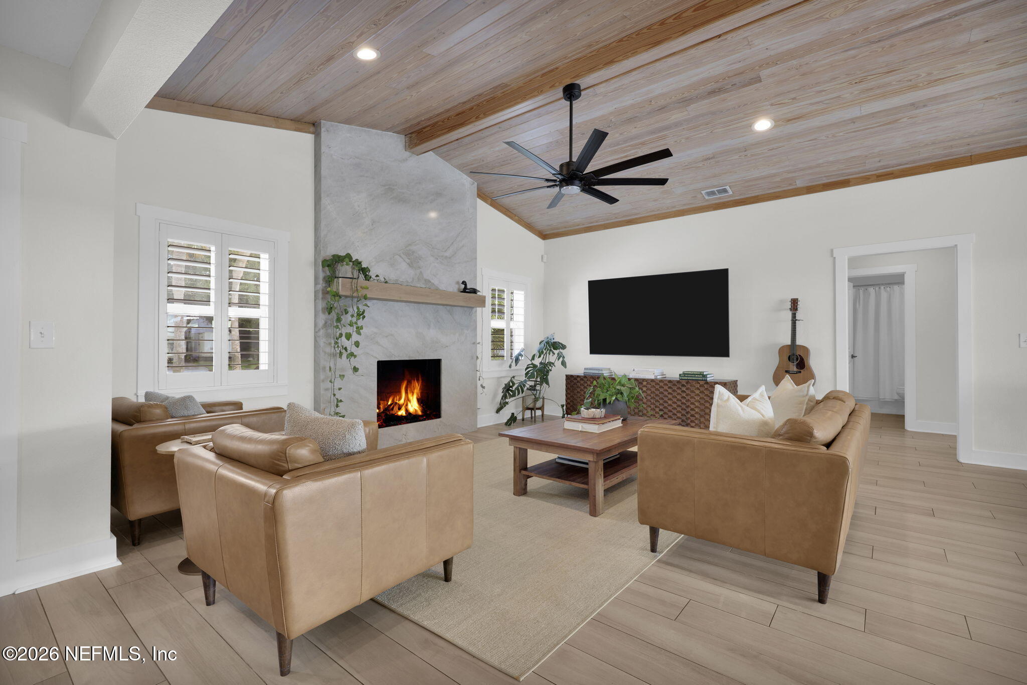 4148 TIDEVIEW Drive