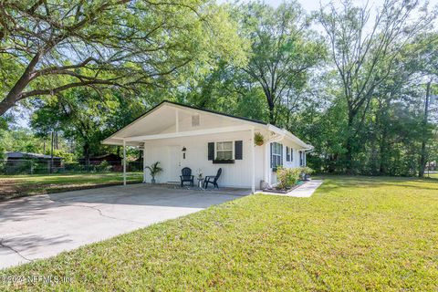 A home in Starke