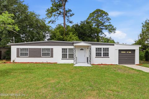 Photo of 10242 HAVERFORD Road, Jacksonville, FL 32218 (MLS # 2145244)