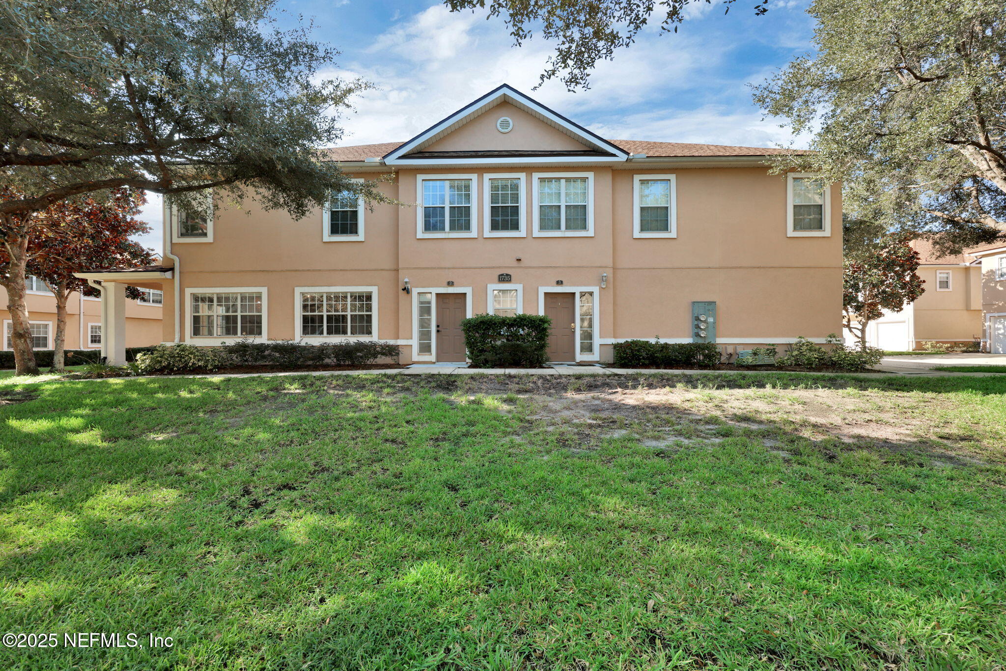 1735 FOREST LAKE Circle 2