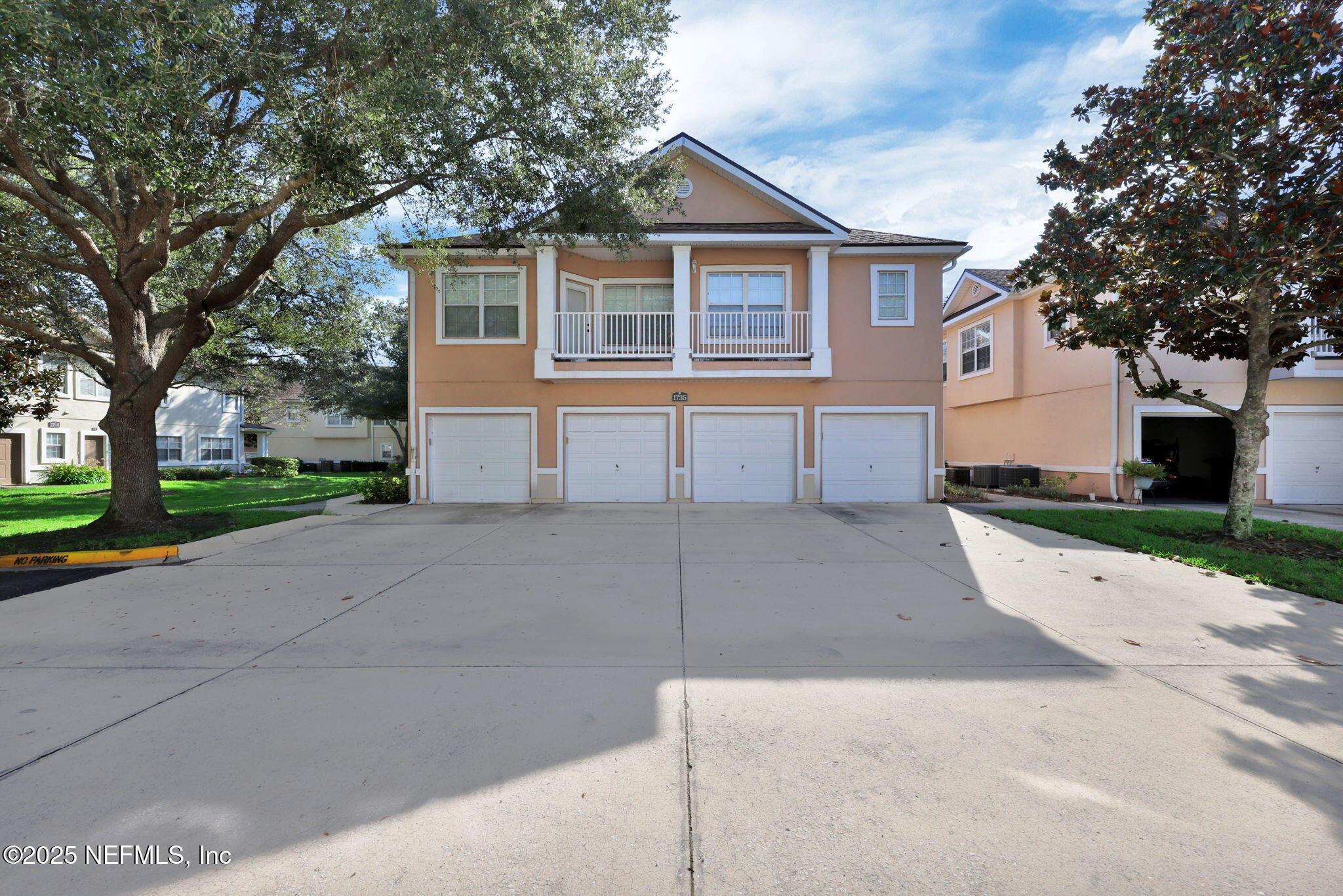 1735 FOREST LAKE Circle 2